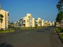 芝罘岛中里东打头精装修煤暖棚齐全