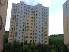 精装修,户型方正房子保持得很好干净卫生房主诚心出售