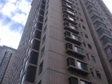 房子精装修 诚心出售 采光好视野好