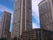 左岸经典一室户型,好楼层采光好,房主诚心出售。