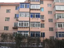 新装修两年 封闭小区 电梯入户 通透双阳台 地铁200米