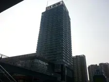 房子多个卧室适合家里人口多的和 出租,房子采光好