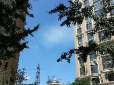 亿达梧桐路,两室南北朝向,精装修。