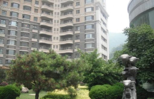 星海国宝4室2厅2卫东西朝向10000.00元/月出租