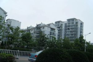农业大学大润发地铁口阳光景园精装套二带储藏室