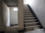 2#楼1F楼梯实景图（2013-08-26）