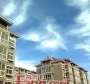 新龙家苑 步梯1楼 三室两厅带南向大车库