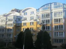 新上房源 诚心出售 大三室 交通也 便利 封闭小区