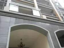 11中旁边 门口就是幼儿园 自带社区底商 农贸市场800米