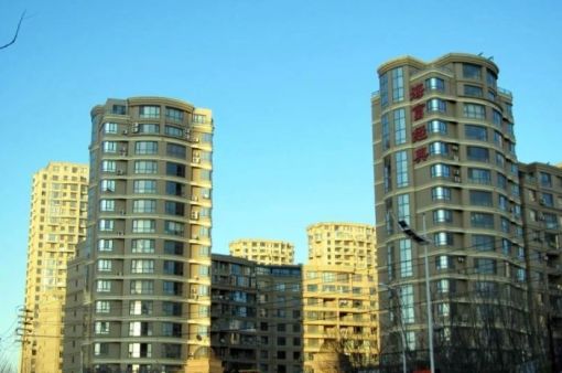 海富经典3室2厅2卫南北朝向3500.00元/月出租
