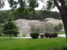 采光好 户型方正 精装修 近车站 出行方便