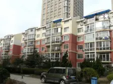 户型方正 南北通厅 位置好