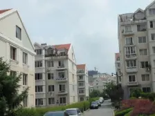 位置好精装修全明户型,三楼,出行便利没有土地出让金