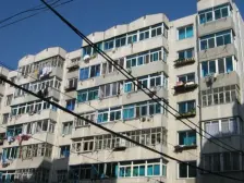 此房满五唯一,采光好,近市场车站