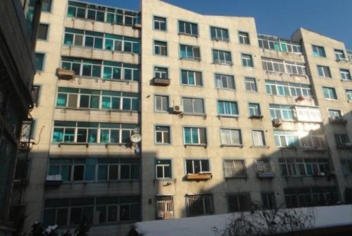 泡崖三区1室1厅1卫南朝向1100.00元/月出租
