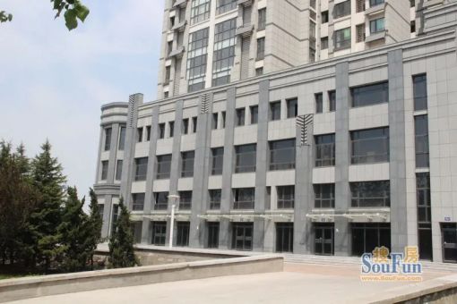 万光金地佳园3室2厅1卫南北朝向2200.00元/月出租