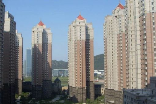 大连明珠3室2厅4卫南朝向12000.00元/月出租
