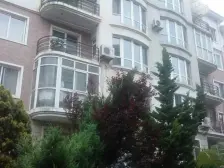 格致 中间楼层 南北通透 三室两卫好房