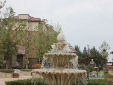 打头房,好楼层,拎包入住:海信依云小镇整