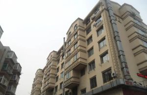 辽师幸福小区房主自己装修一室一厅近地铁拎包住