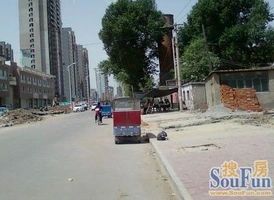 滦管楼 大一室南北通 可贷款