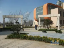 海滨假日花园小区 3室1厅 南 北