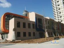 200万装修 一线瞰海大平层 晨听海鸥鸣鸣 夜看繁星点点