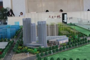 新城林湾,电梯中层,采光无遮挡,方便看房。