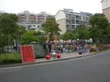 满两年 采光好 实用面积多 做成了三房