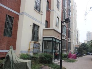 河畔明珠3室2厅南北