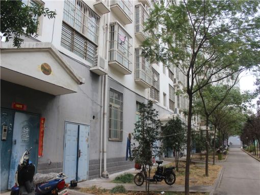 亚秀丽都2室1厅1卫南朝向1000.00元/月出租