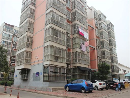申泰丽景2室2厅1卫南朝向950.00元/月出租