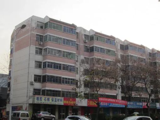 道南路70号院1室1厅1卫南朝向580.00元/月出租