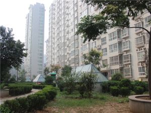涧西区明珠花园3室满2年实心出售