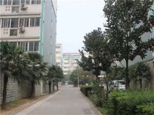 南昌路中侨水榭景园,准电梯房,阁楼面积50-60平方