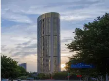 繁华地段,挨着劳动公园的好房,