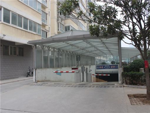 湖滨苑4室2厅2卫南朝向3000.00元/月出租