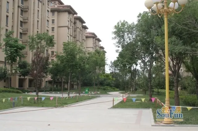 【桦林颐和苑】| 位于烟台市芝罘区魁玉路373号33号楼二单元502号不动产