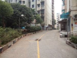 长征花园2室2厅南