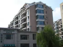 小区空气好,安静,户型规整,宜居