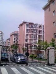 府佳家园婚房装修两室带大衣帽间