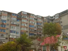 满五唯一,中间楼层,近市场车站,多条公交出行便利。