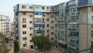锦云南园两室户型一楼,已开门头