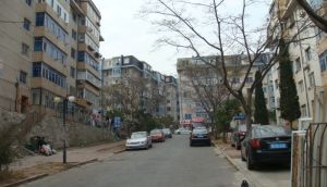 锦绣新玛特后身浅色精装修拎包住价格可谈急售