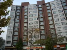 新上房源幸福e家三期格 致错层户型,中间楼层带电梯