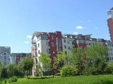 精装未住 两室诚意出售 中层观河景