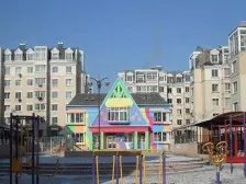 一楼带花园 精装修 礼包入住 看房提前联系