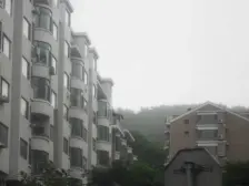 中南风景封闭小区三室一楼户型规矩 采光好 得房率高