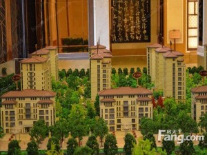 伊泰华府世家 带两个车位 一个储藏间 精装修