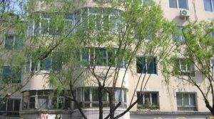 境好,地理位置优越,配套齐全,有市场,医院,公园